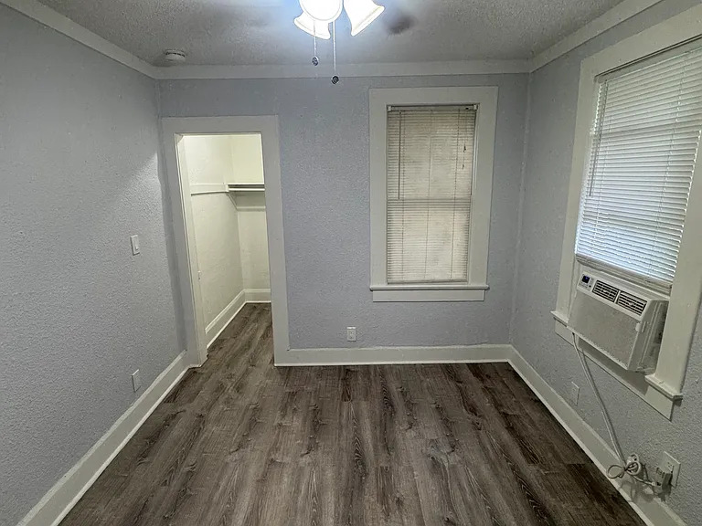 321 & 323 Patterson St W #323 — Photo 5