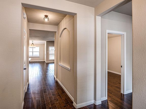 4th image of 3003 Mulberry Ave