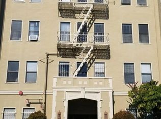 320 62nd St #308, Oakland, CA 94618