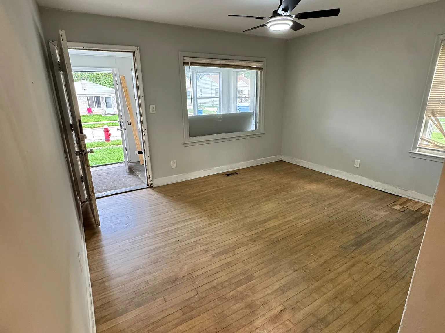 2 bed, 720 sqft, $1,200 — Photo 3