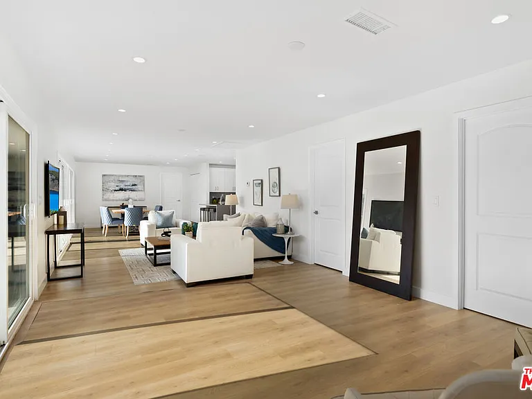 521 N Lamer St — Photo 5