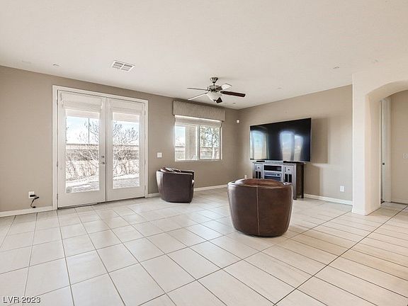 5th image of 250 Harwood Heights Ct