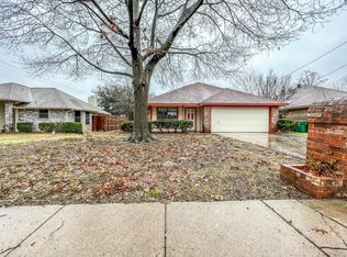 1812 Audra Ln, Denton, TX 76209