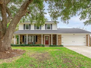 704 Chesapeake Dr, Gulf Breeze, FL 32561