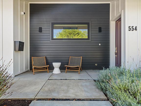 4th image of 554 Sherman Street