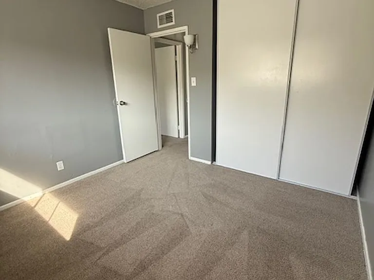 737 Lilly Ln — Photo 8