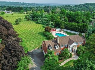 156 Fox Chase Rd, Chester, NJ 07930