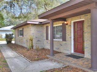 932 Hicks Rd, Lakeland, FL 33813