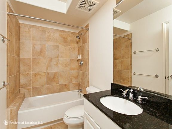 3rd image of 92-1037 Koio Dr APT A