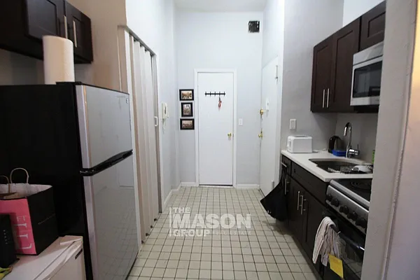 Rented by Mason Group LLC | media 11