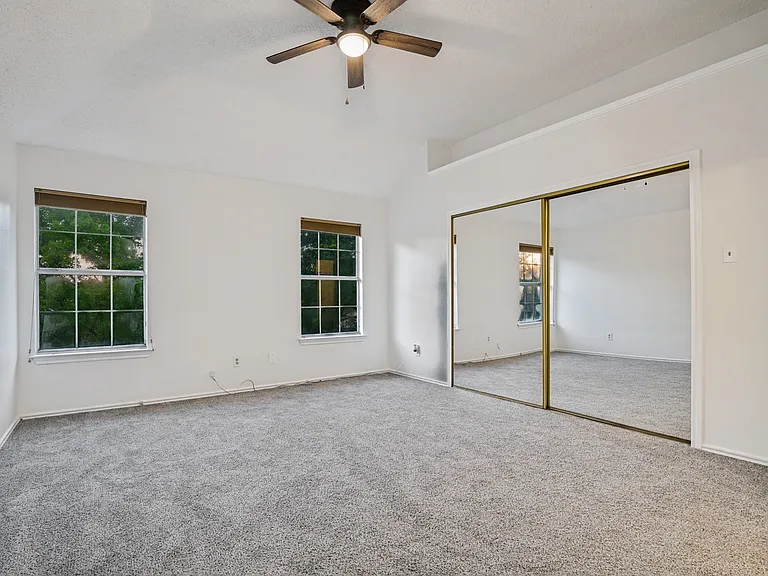 1333 Maywood Ct — Photo 22