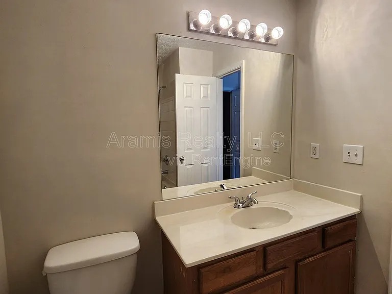 2840 Vining Ridge Ter #1 — Photo 14