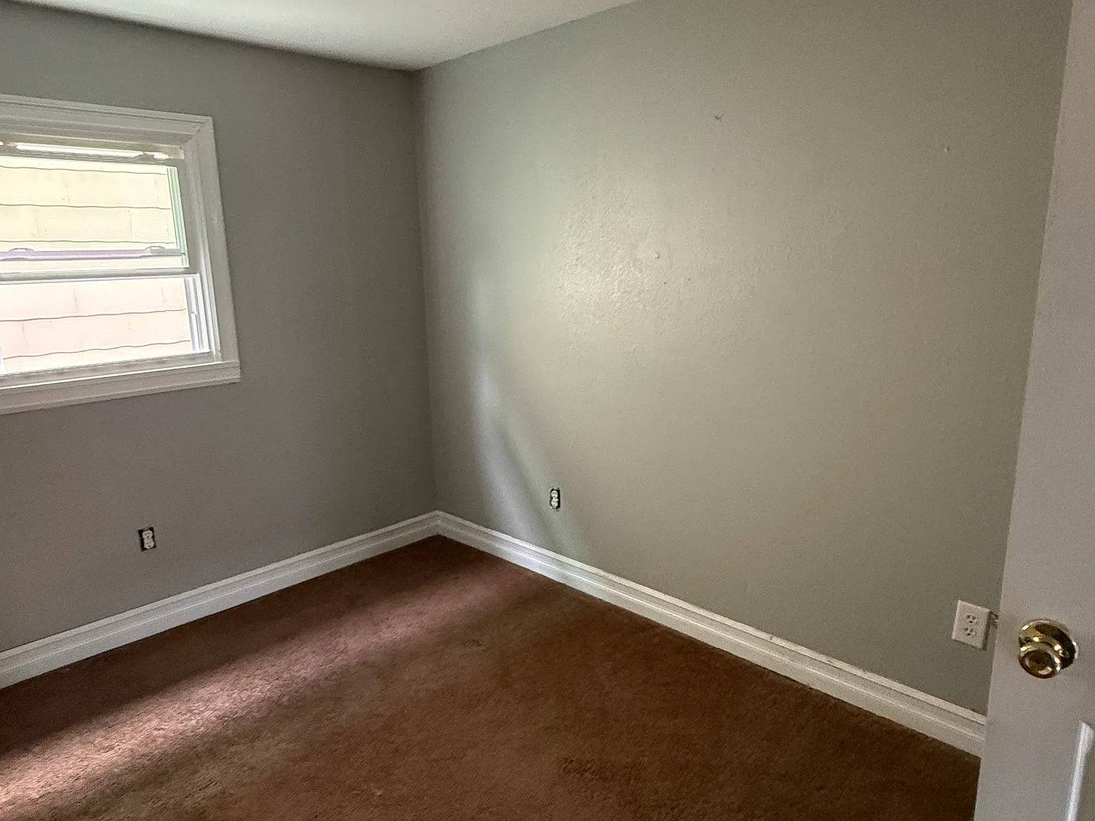 3 bed, 1.5 bath, 1182 sqft, $1,675 — Photo 3