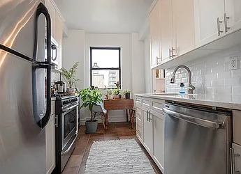 Rented by Rita S Citrin, LREB