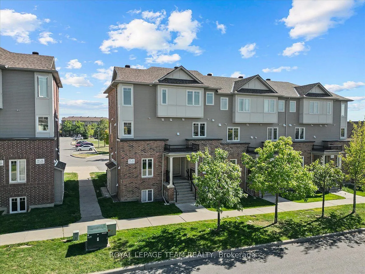 2 bed, $2,200 — Photo 2