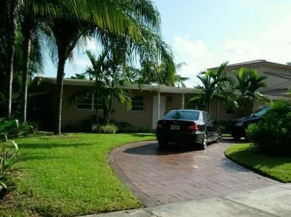 1930 S Hibiscus Dr, North Miami, FL 33181