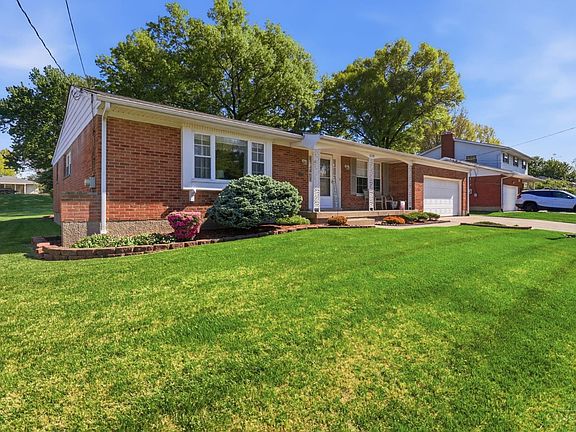 3rd image of 6208 Kingoak Dr