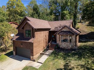 58 Deerfield Dr, Hurricane, WV 25526