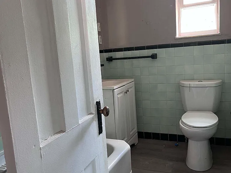 2366 Noble Rd #104 — Photo 7