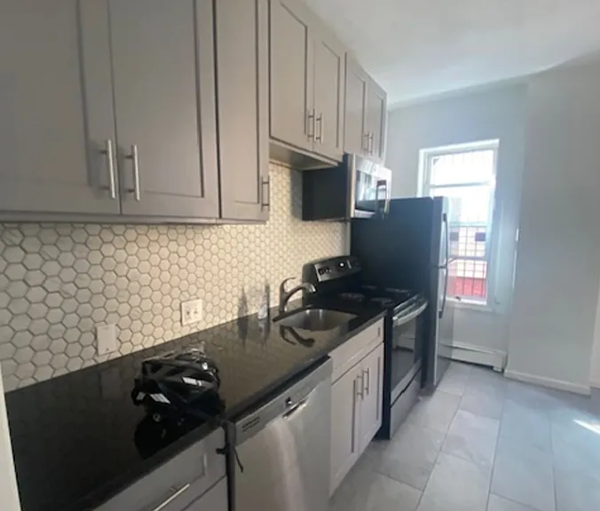 822 Huntington Ave #2 — Photo 1