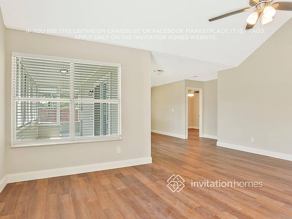 3rd image of 3434 Coachlight Dr