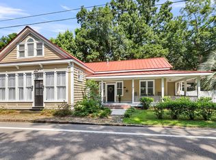 215 W Carolina Ave, Summerville, SC 29483