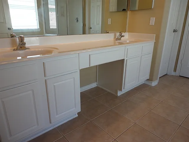 18319 Fieldbluff Ln — Photo 8
