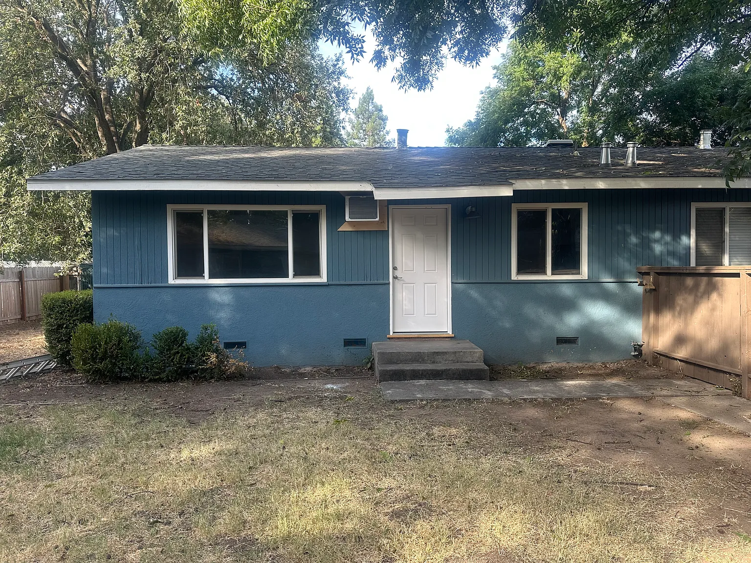 2 bed, 650 sqft, $1,500 — Photo 1