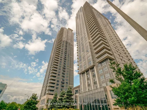 275 Village Green Sq, Toronto, ON
