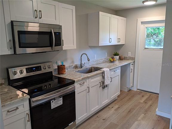4th image of 2716 47th Ave N