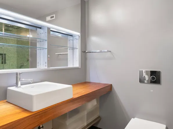 155 West 15th Street image 9 of 10