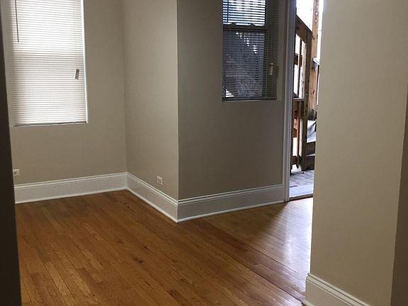 5th image of 5210 W Montana St #2