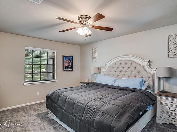 2nd image of 8805 Hollow Bluff Dr