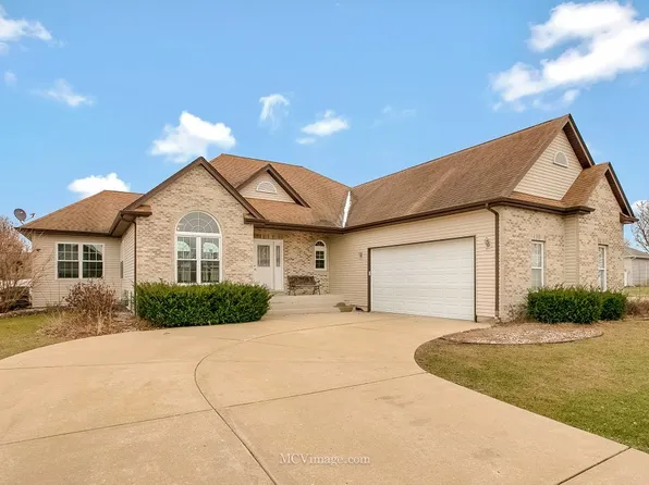 1245 S Heritage Dr, Coal City, IL 60416