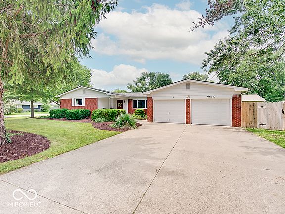 2nd image of 664 E Russell Lake Dr