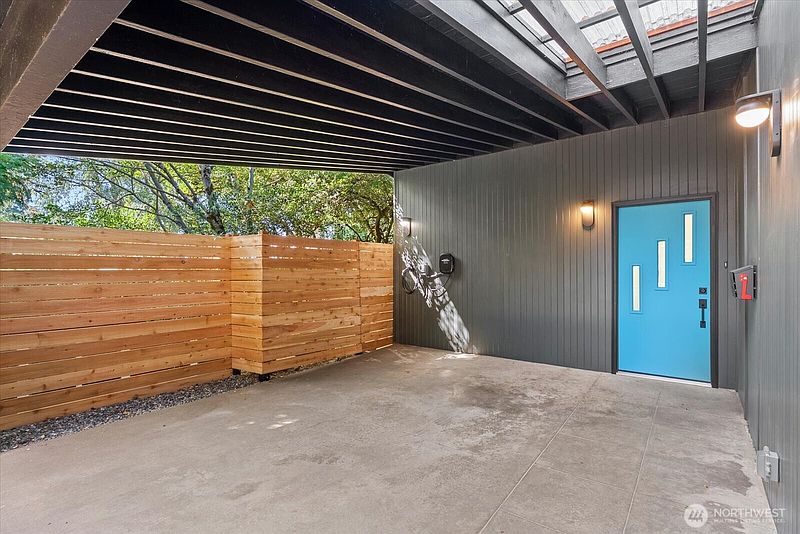 4th image of 8009 28th Avenue NE