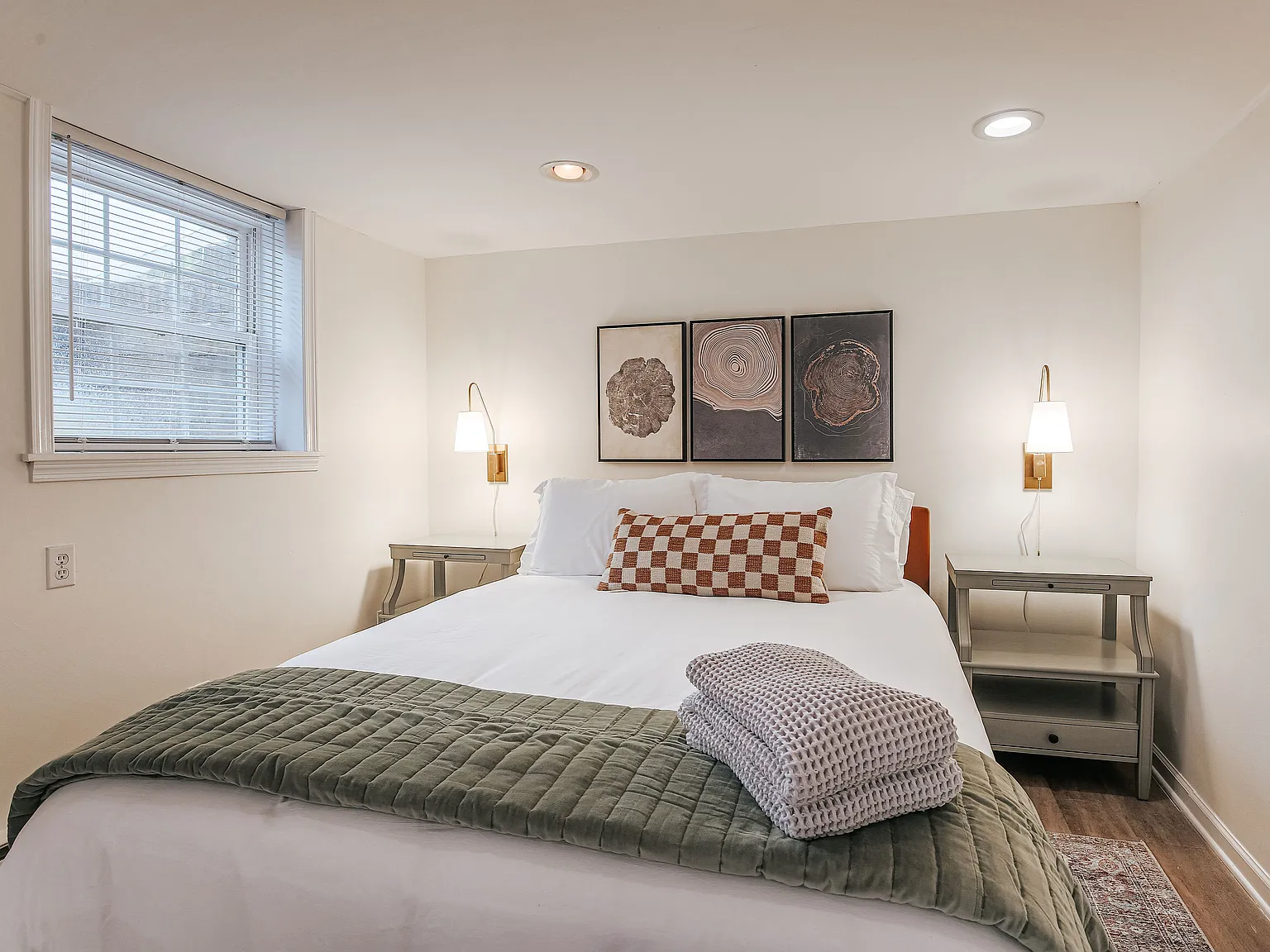 1 bed, 720 sqft, $2,295 — Photo 3