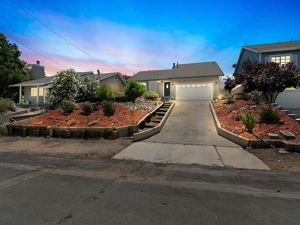 1st image of 42732 Bluehills Dr