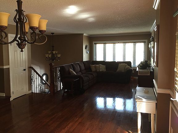 3rd image of 63 Willowwood Ln