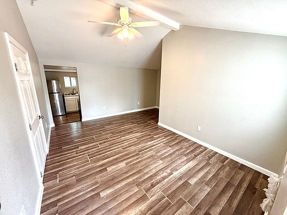 3rd image of 602 Lovett Ave APT 1