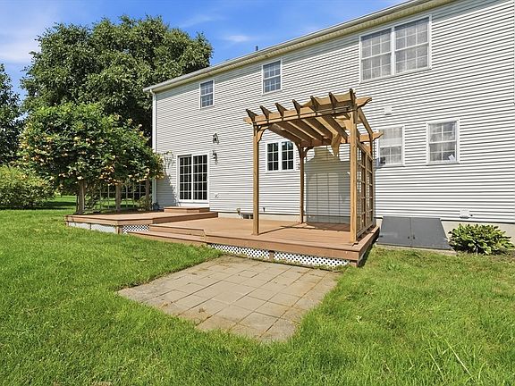 4th image of 35 Alvord St