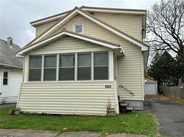 1023 Tabor Pl, Utica, NY 13502