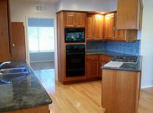 5067 Calderon Rd, Woodland Hills, CA 91364