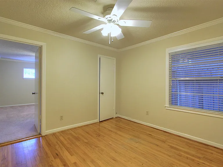 1322 Curtin St — Photo 22