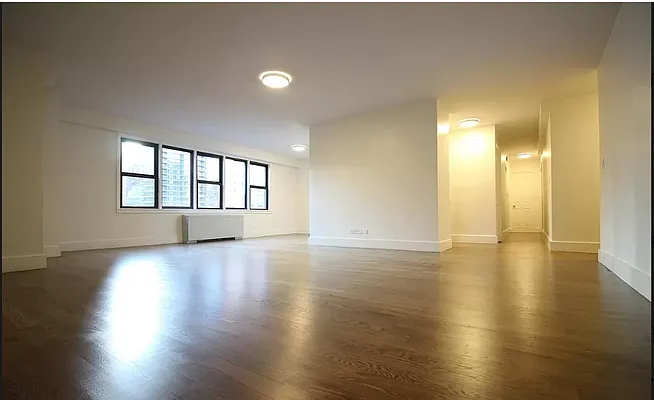 Rented by Manhattan Realty Group | media 1