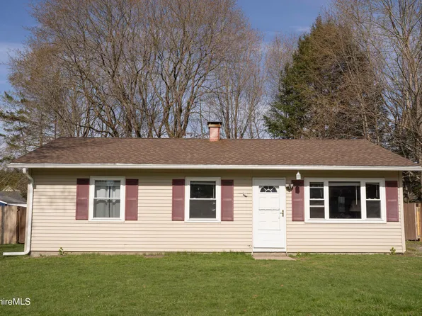 18 Diamond Ter, Dalton, MA 01226