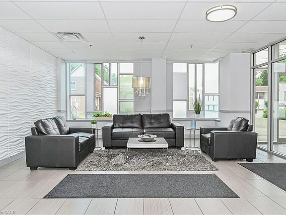 4th image of 42 Bridgeport Rd E #302