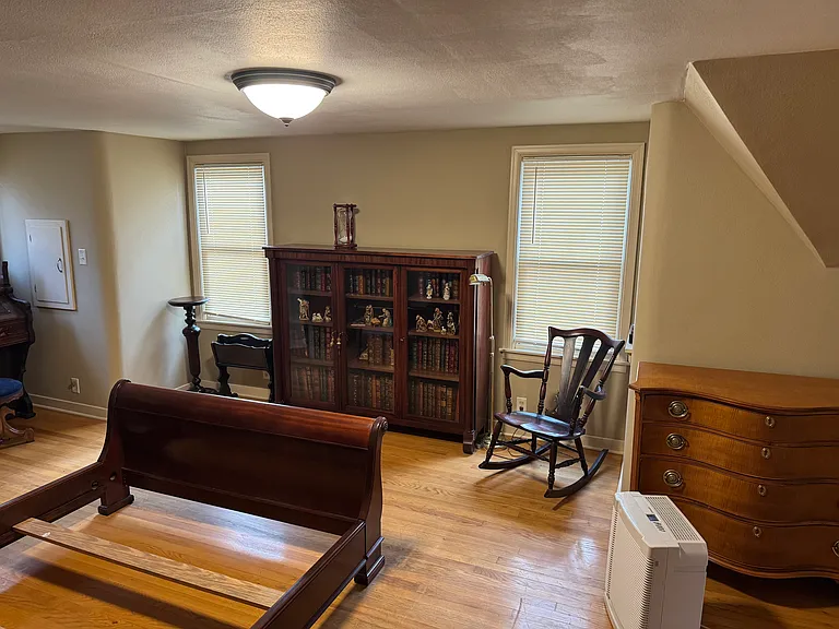 1205 N Appleton St — Photo 20