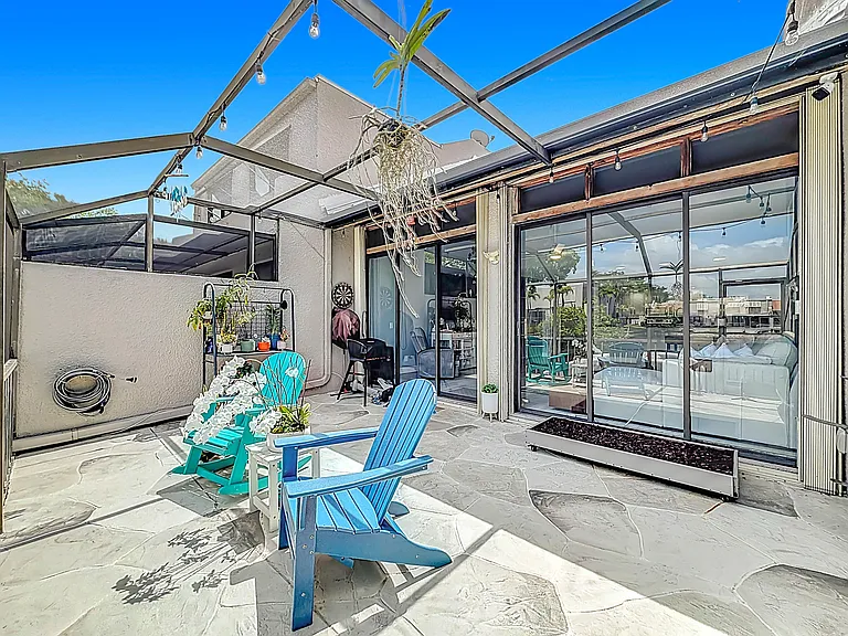 11313 NW 15th St — Photo 47