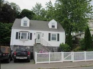 398 Proctor Ave, Revere, MA 02151